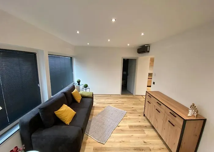 Apartamento Wunderschoene 2,5 - Zimmer- Mit Terrasse Und Fernblick Im Vordertaunus Schmitten