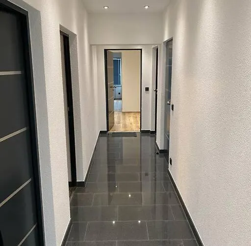 Wunderschoene 2,5 - Zimmer- Mit Terrasse Und Fernblick Im Vordertaunus Apartamento *