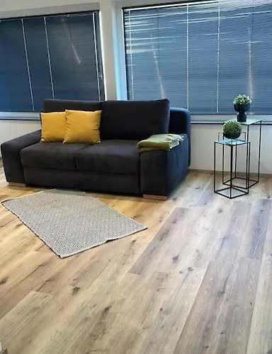 Wunderschoene 2,5 - Zimmer- Mit Terrasse Und Fernblick Im Vordertaunus